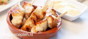 kipspiesjes met honing mosterd