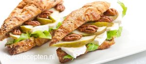 croissant met brie