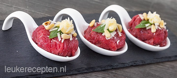 Carpaccio bonbons met truffelmayonaise