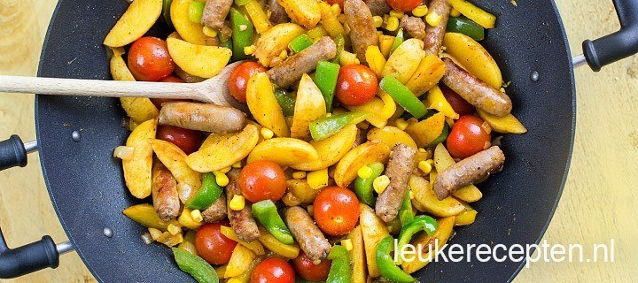 Aardappel roerbak met worst