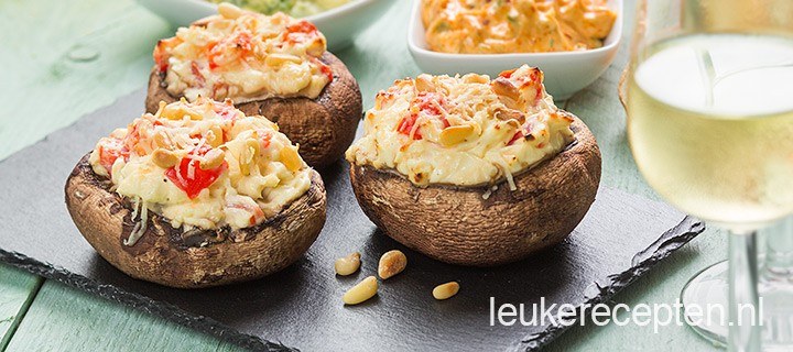 Gevulde portobello met roomkaas van de BBQ