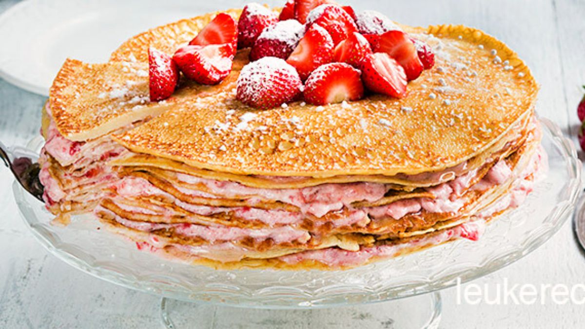 Pannenkoekentaart met aardbeien