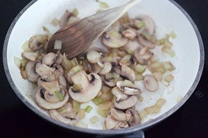 gevulde kipfilet met champignons 01