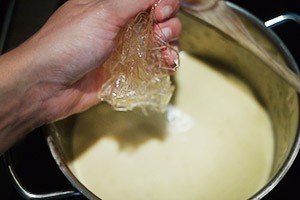 panna cotta taart met aardbeien 01