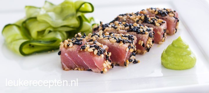 Tonijn tataki met sesamkorstje