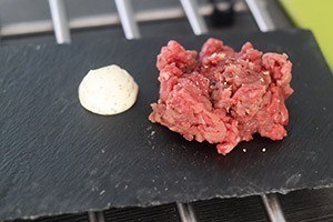 Ossenhaastartaar met truffelmayonaise 01