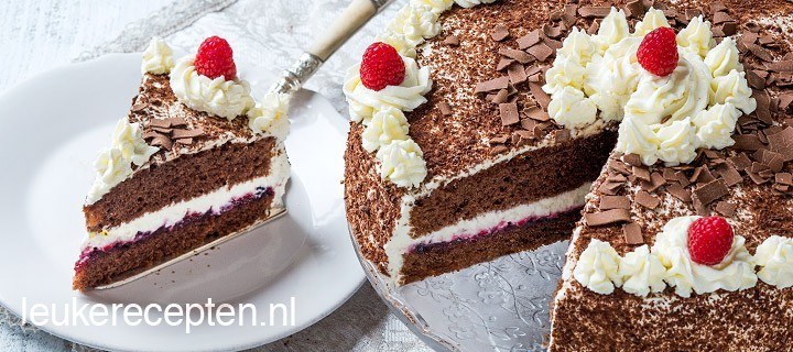 Schwarzwalder kirsch taart