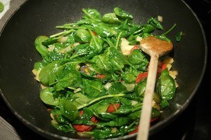 frittata met spinazie en chorizo 01
