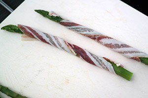 Groene asperges van de bbq stap 3