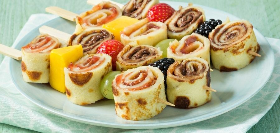 Pannenkoek spiesjes met fruit