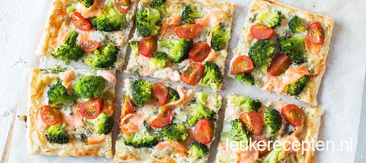 Plaattaart met zalm