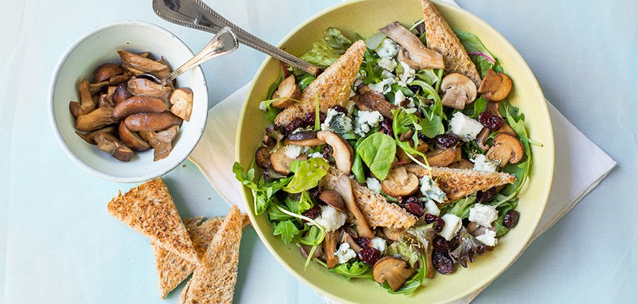 Herfstsalade met paddenstoelen