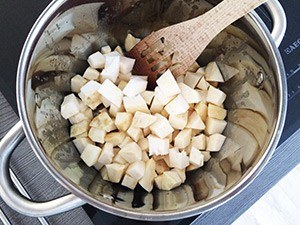 knolselderij soep 01