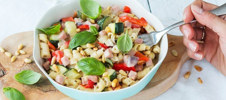 Makkelijk en snel: Italiaanse roerbakpasta met ham