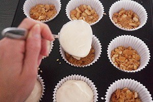 apple crumble cheesecake 05