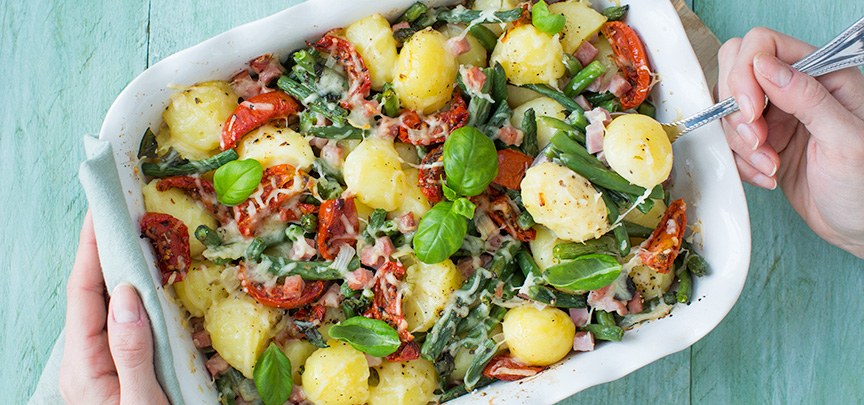 Ovenschotel met aardappels en sperziebonen