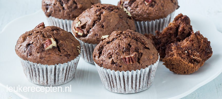 Chocolade muffins met pecan