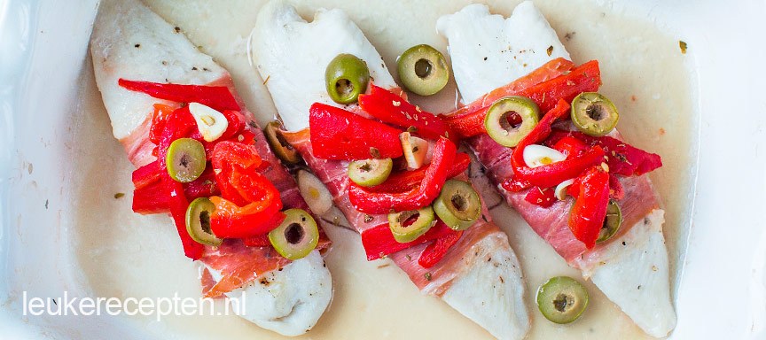Spaanse vis met serranoham