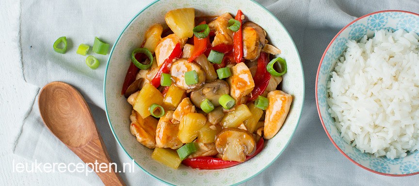 Kip met zoetzure saus