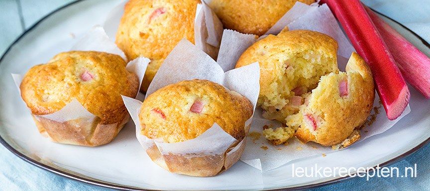 Rabarbermuffins met sinaasappel