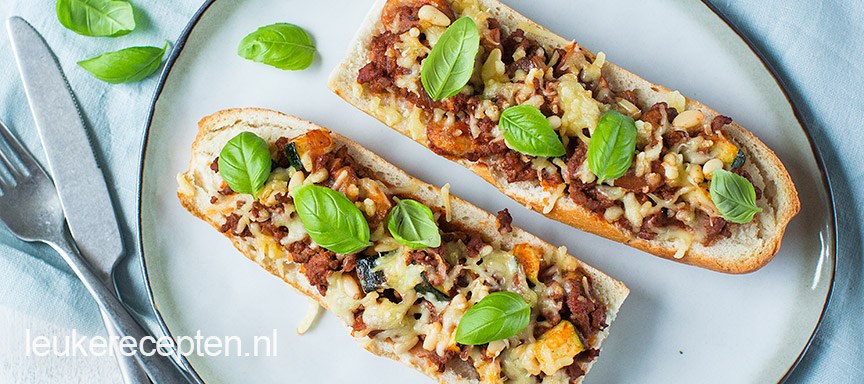 Gevuld stokbrood met gehakt