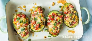 mexicaanse-gevulde-avocados - www.leukerecepten.nl