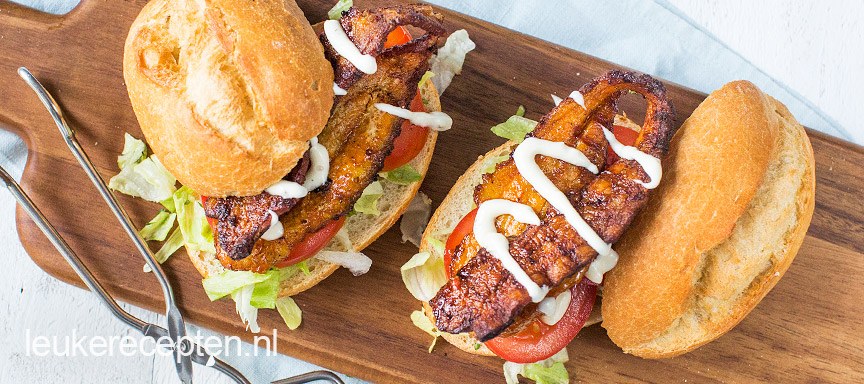 Broodje met speklap van de bbq