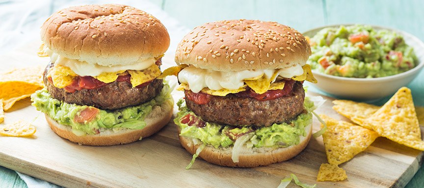 Angus burger met tortilla chips