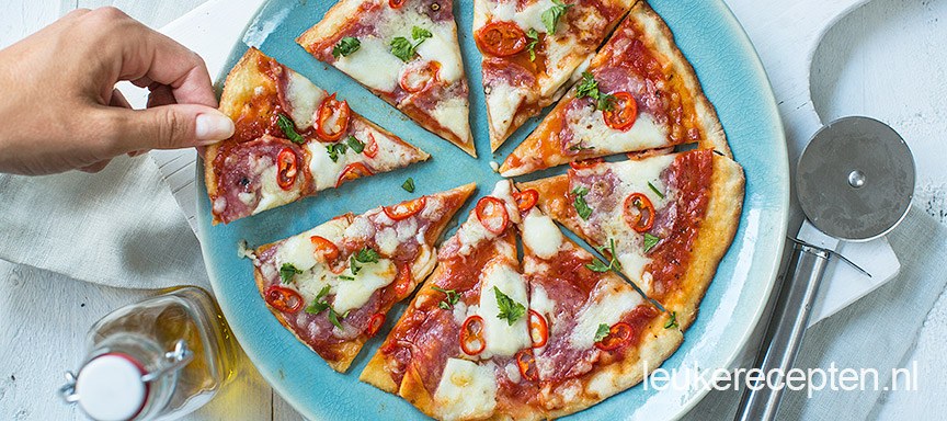 Spicy pizza diavola