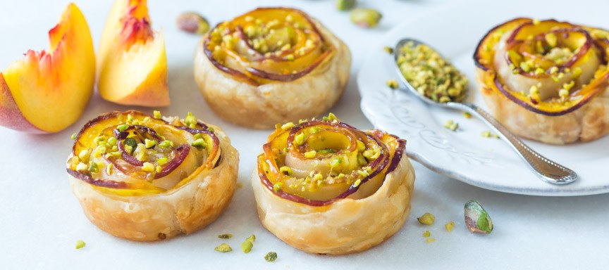 Zomerse perzikroosjes met fruitspread