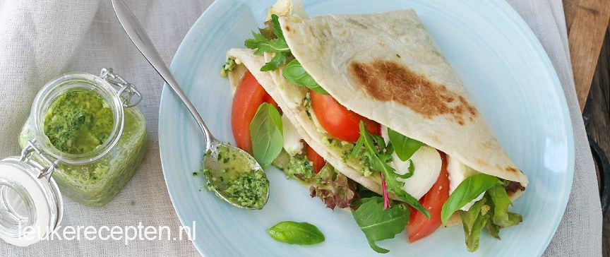 Piadina caprese
