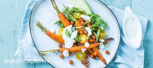 salade-met-wortel-en-kikkererwten