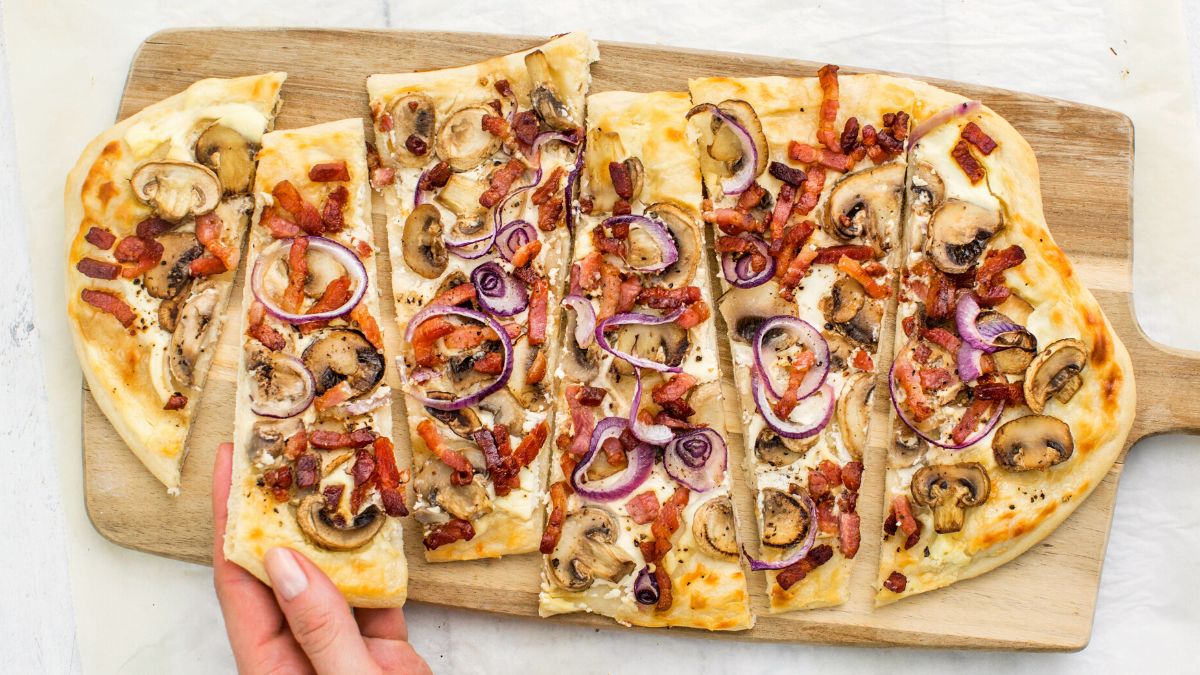 Flammkuchen met champignons