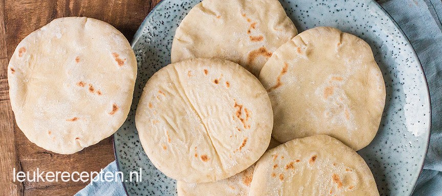 Zelf pitabroodjes maken + video