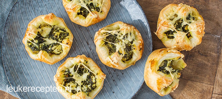 Mini spinazie feta quiches