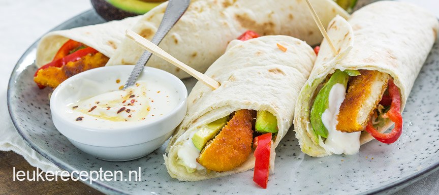 Wrap met kipschnitzel en puntpaprika