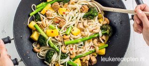noodles-met-bimi-en-tofu