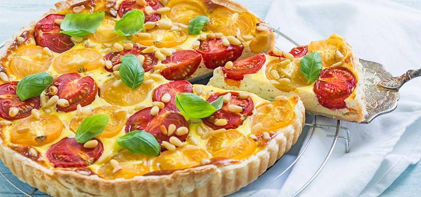 Tomaten quiche met basilicum