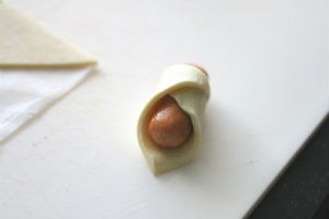 kerstkrans knakworstjes www.leukerecepten.nl