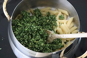 pasta-pasta-boerenkoolpesto www.leukerecepten.nl www.jaimyskitchen.nl