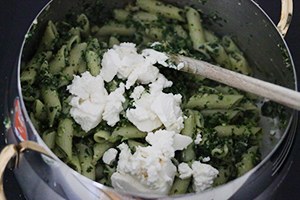 pasta-boerenkoolpesto www.leukerecepten.nl