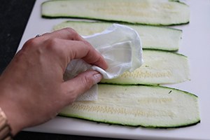 quiche-met-groeten-rolletjes www.leukerecepten.nl