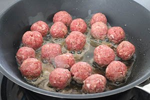 caprese prikker gehaktballetjes www.leukerecepten.nl