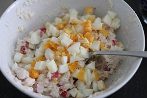 komkommerschuitjes krabsalade www.leukerecepten.nl