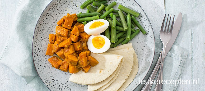 Vegetarische roti met zoete aardappel