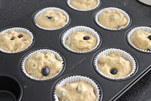 bananenbread muffins met bessen www.leukerecepten.nl
