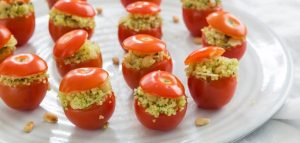 Gevulde cherrytomaatjes met couscous