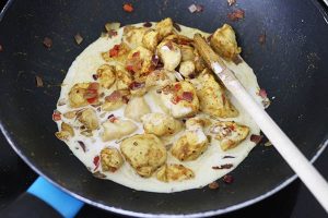 bloemkoolrijst met kip kerrie www.leukerecepten.nl