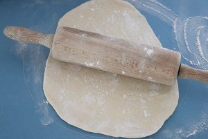 klassieke flammkuchen maken stap 1