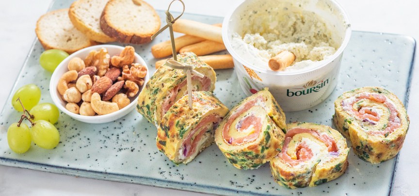 Kruiden omeletrolletjes met zalm